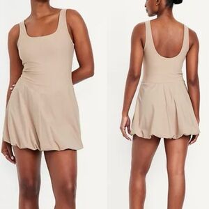 NWT Old Navy Active XL Tall SleekTech Bubble Dress Preppy Shorts Tennis Beige